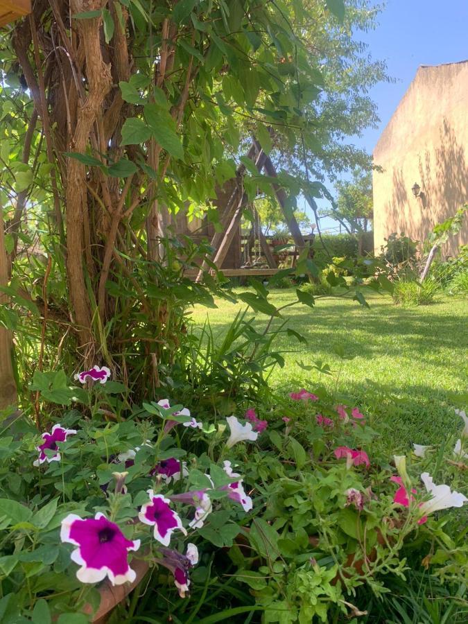 A Due Passi Da Bed & Breakfast Aci Sant'Antonio Bagian luar foto